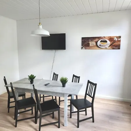 Voll-ausgestattete Monteurunterkuenfte *