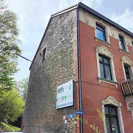 Lägenhet Voll-ausgestattete Monteurunterkuenfte