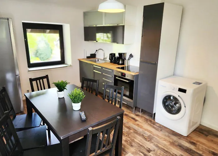 Voll-ausgestattete Monteurunterkuenfte Lejlighed *